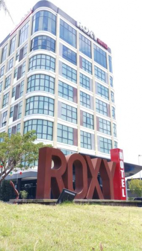 Roxy Hotel & Apartments